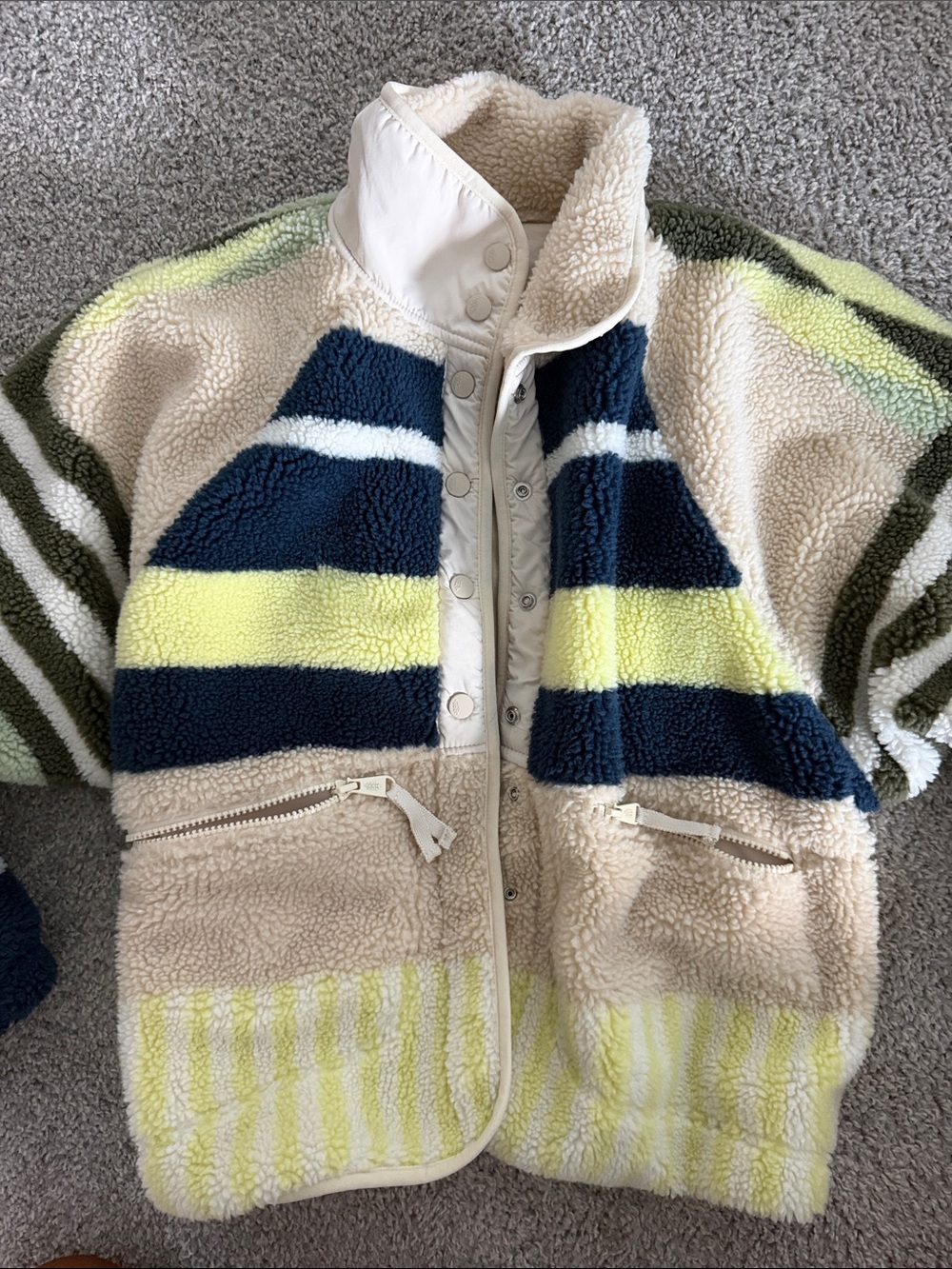 Free People Hit The Slopes Printed Fleece Jacket - Picture 8 of 8